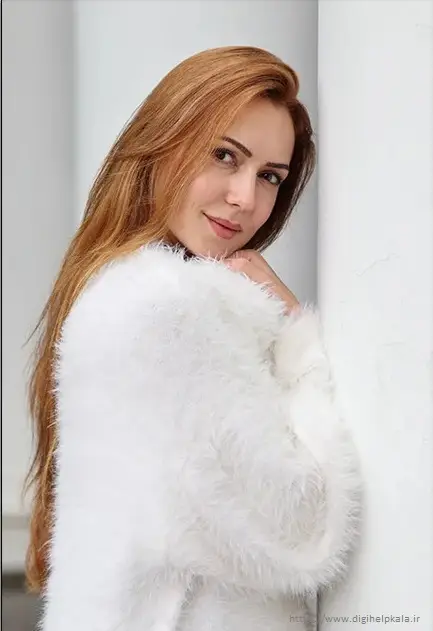 بررسی دوربین Canon EOS R50